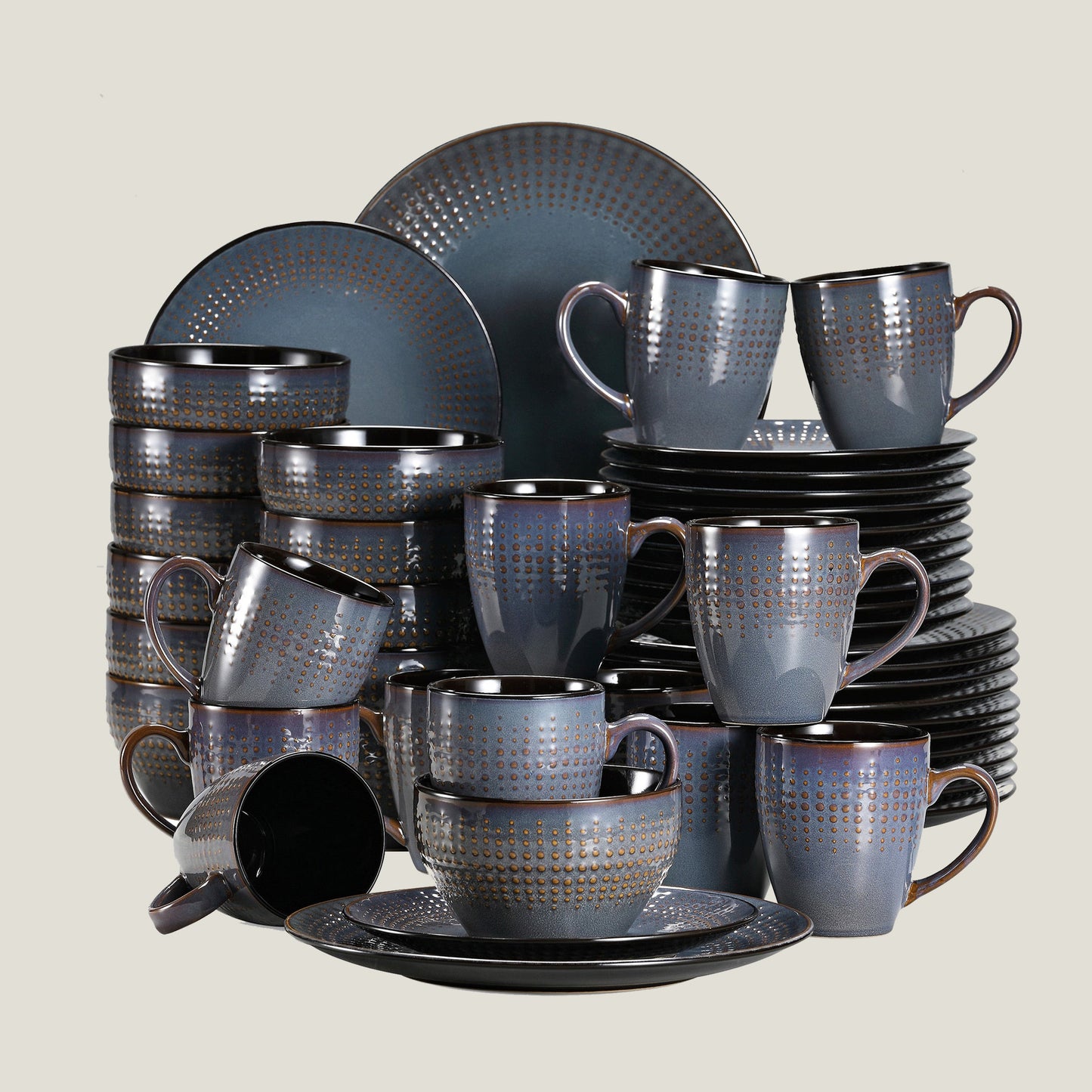 Σετ σερβίτσιο σε μαύρη ανάγλυφη πέτρα