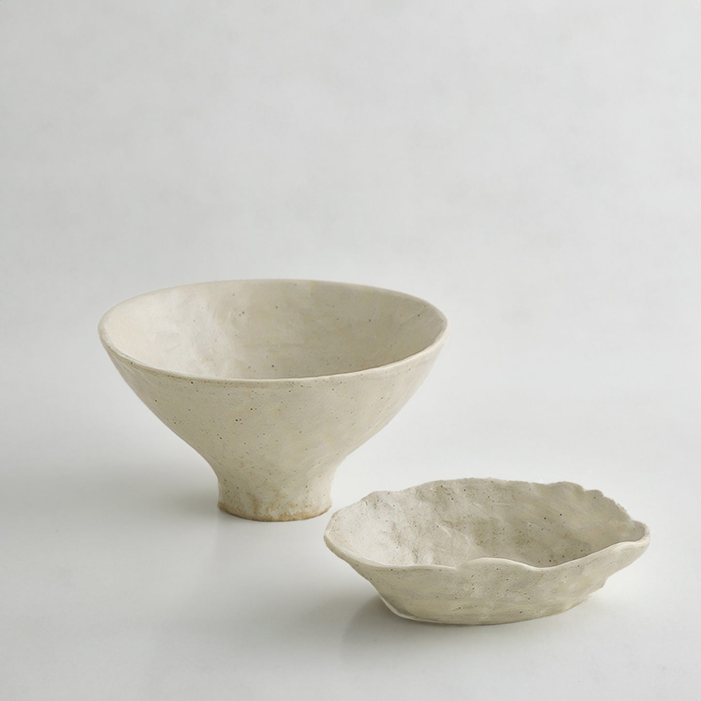 Stoviglie in pietra beige