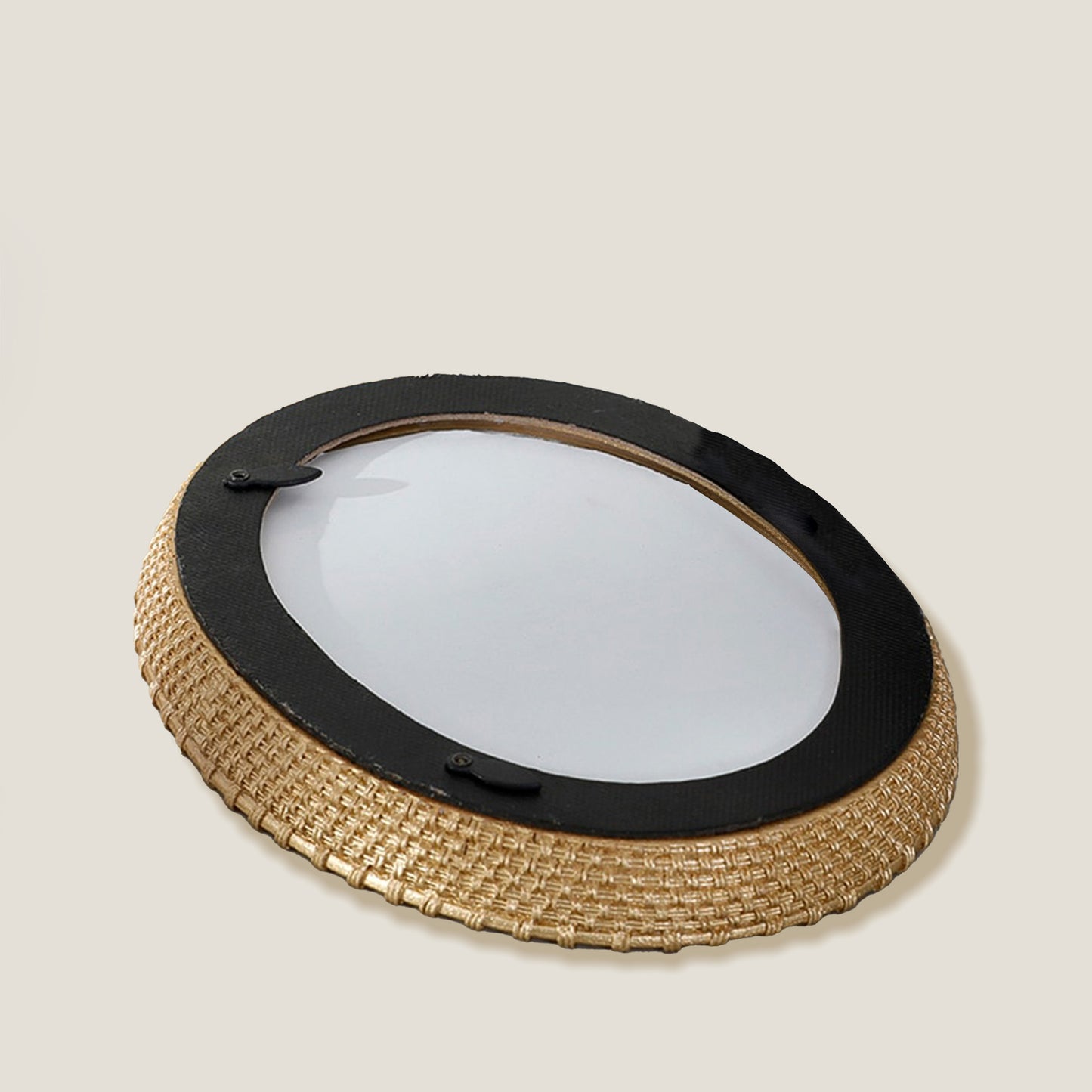 Точкови овални златни рамки