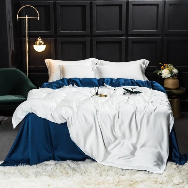Set di biancheria da letto in seta bianco-blu