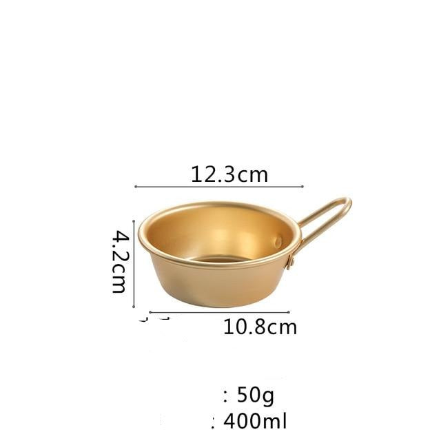 Χρυσές γλάστρες κουζίνας