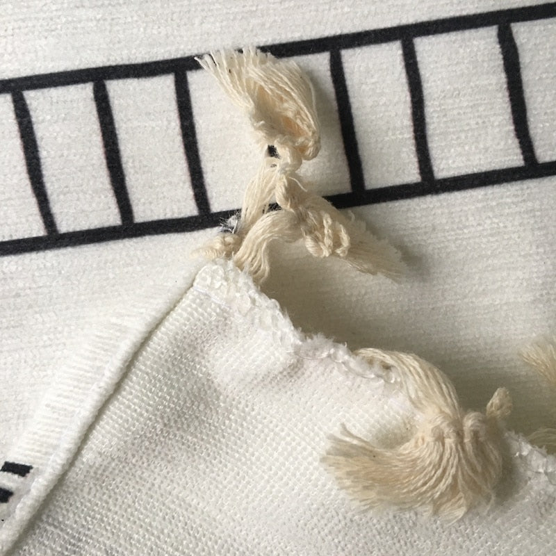 White Black Table Runner