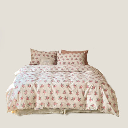 White Red Flower Bedding Set