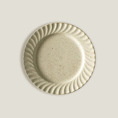 Cream Leaves Round Plates