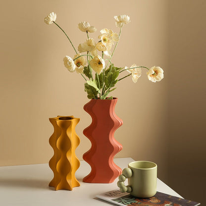 Art Red Wave Vase