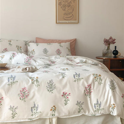 White Flower Pastoral Bedding Set