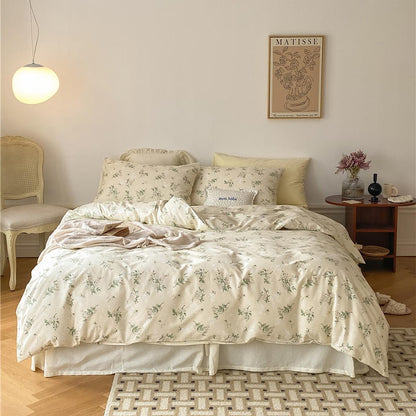 Beige Green Flower Bedding Set