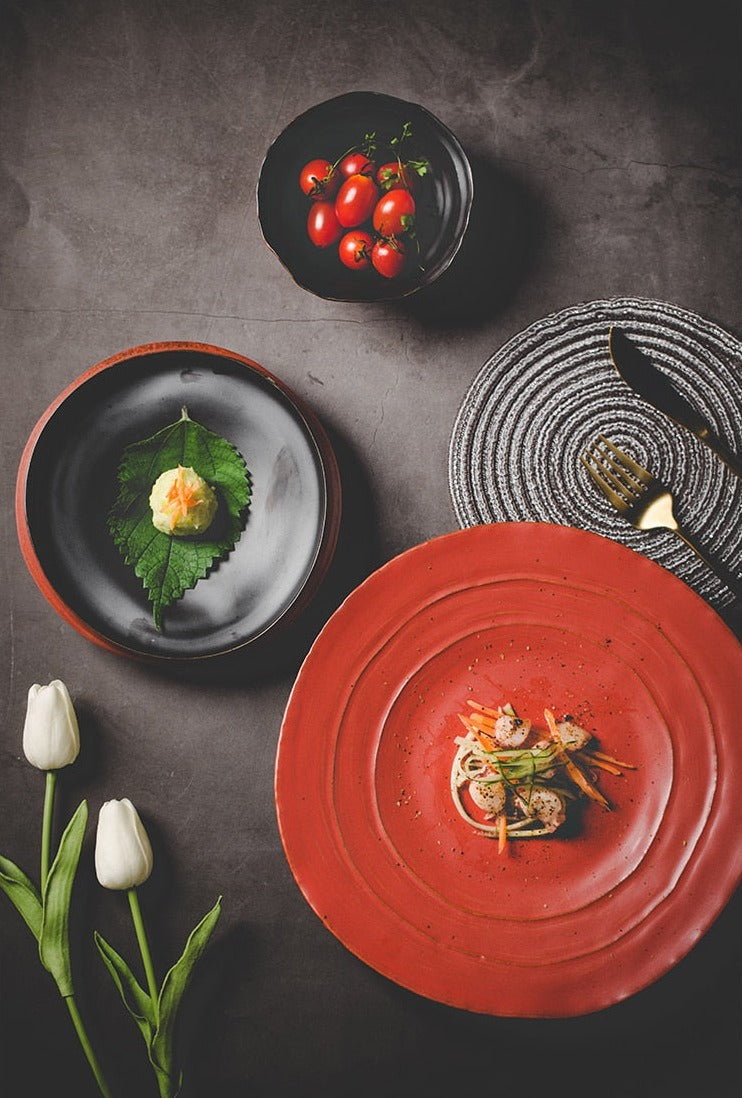 Red Dalia  Dinner Tableware