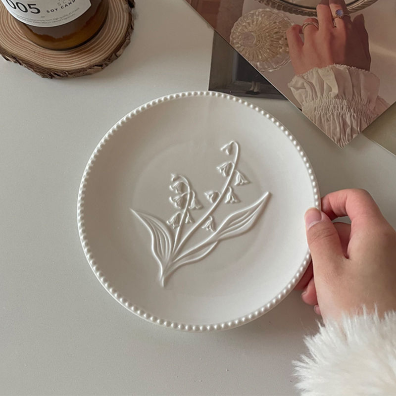 Lily White Plates