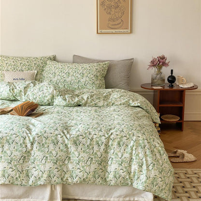 Green Pastoral Bedding Set