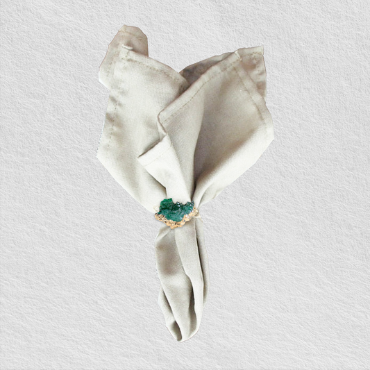 The Agate Napkin Rings Set has a delicate design and color finishes resemblings the beauty of an agate natural stone by maoma art
