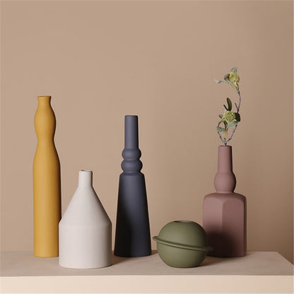 Green O Matte Vase