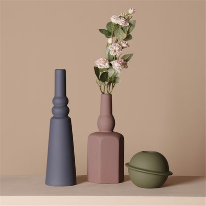 Green O Matte Vase