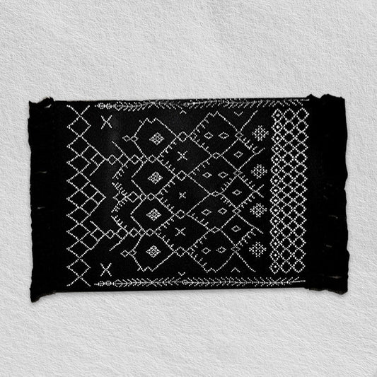 Черен тъкан площ килим